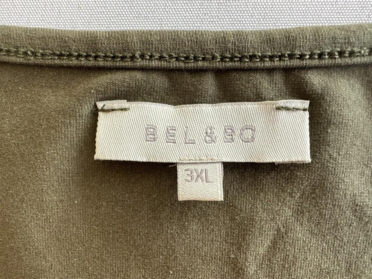 Bel & Bo 3XL/46 nuevo top con frente de purpurina. – photo 6